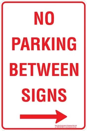 Carpark No Parking Between Signs Arrow Right